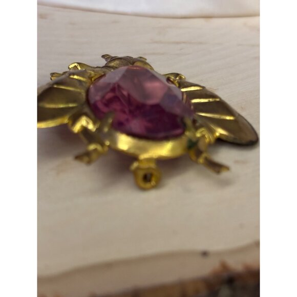 Vintage Gold-Tone Bug Beetle Brooch With Pink Gemstone Accent 1950s - Picture 5 of 10